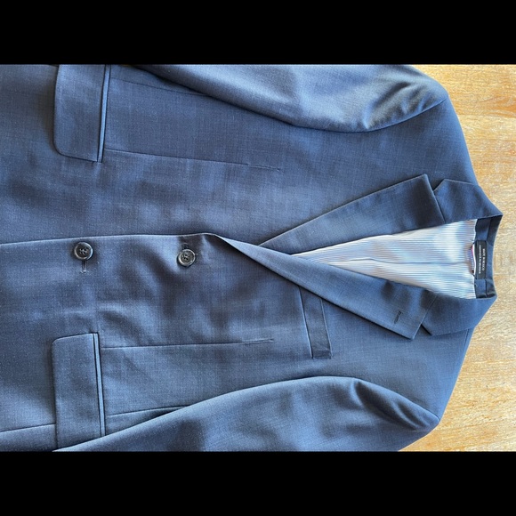 Mens suit - Picture 2 of 8